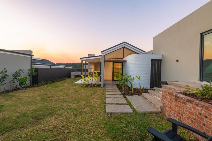 4 Bedroom Property for Sale in Elaleni Coastal Forest Estate KwaZulu-Natal