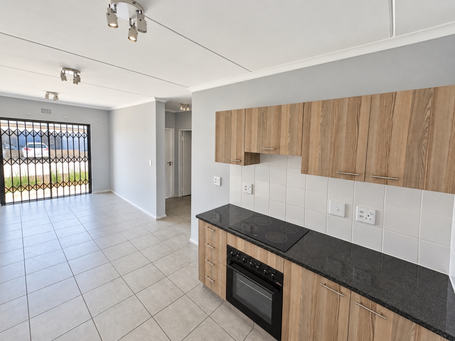 To Let 2 Bedroom Property for Rent in Umbogintwini KwaZulu-Natal