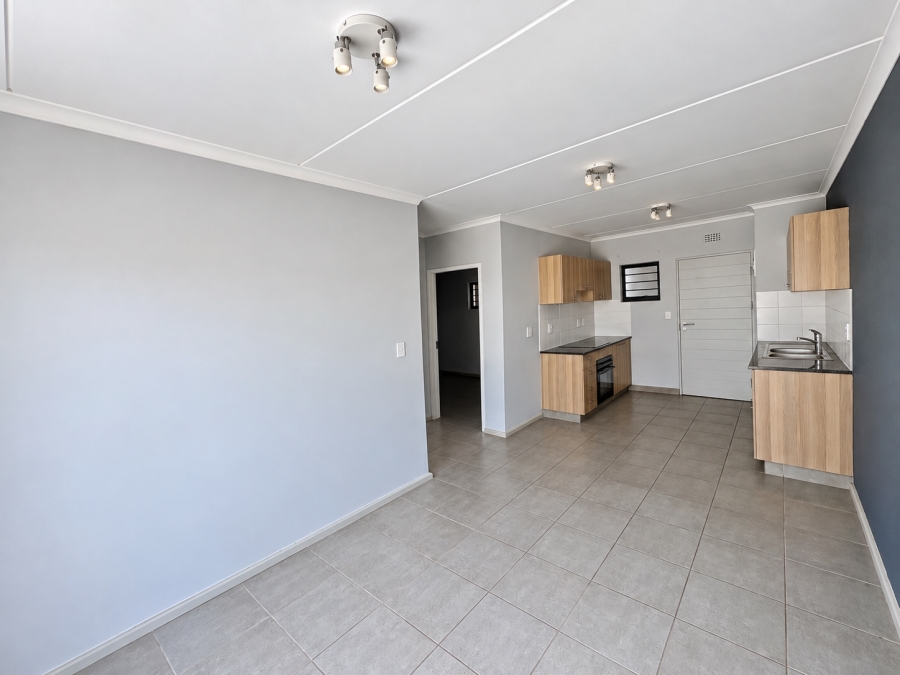 To Let 2 Bedroom Property for Rent in Umbogintwini KwaZulu-Natal