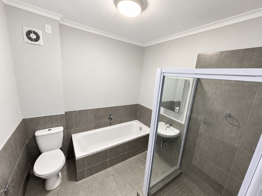 To Let 2 Bedroom Property for Rent in Umbogintwini KwaZulu-Natal