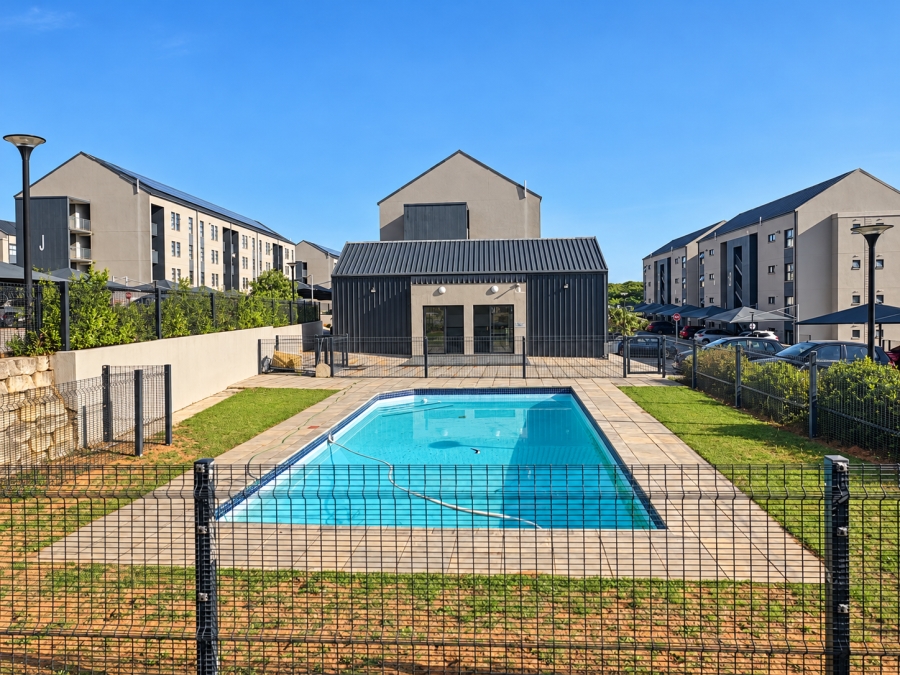 To Let 2 Bedroom Property for Rent in Umbogintwini KwaZulu-Natal