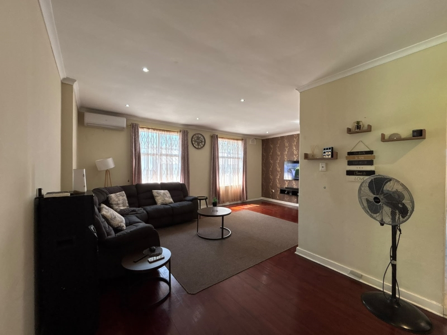 3 Bedroom Property for Sale in Malvern KwaZulu-Natal