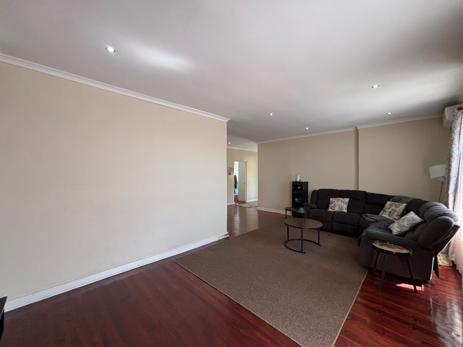 3 Bedroom Property for Sale in Malvern KwaZulu-Natal