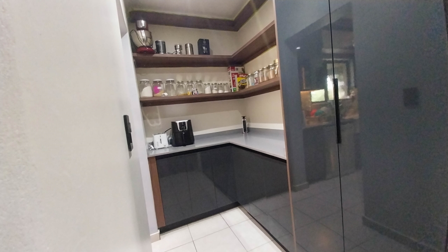 3 Bedroom Property for Sale in Mount Edgecombe KwaZulu-Natal