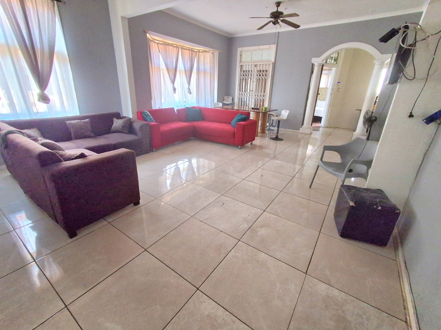 5 Bedroom Property for Sale in Glenwood KwaZulu-Natal