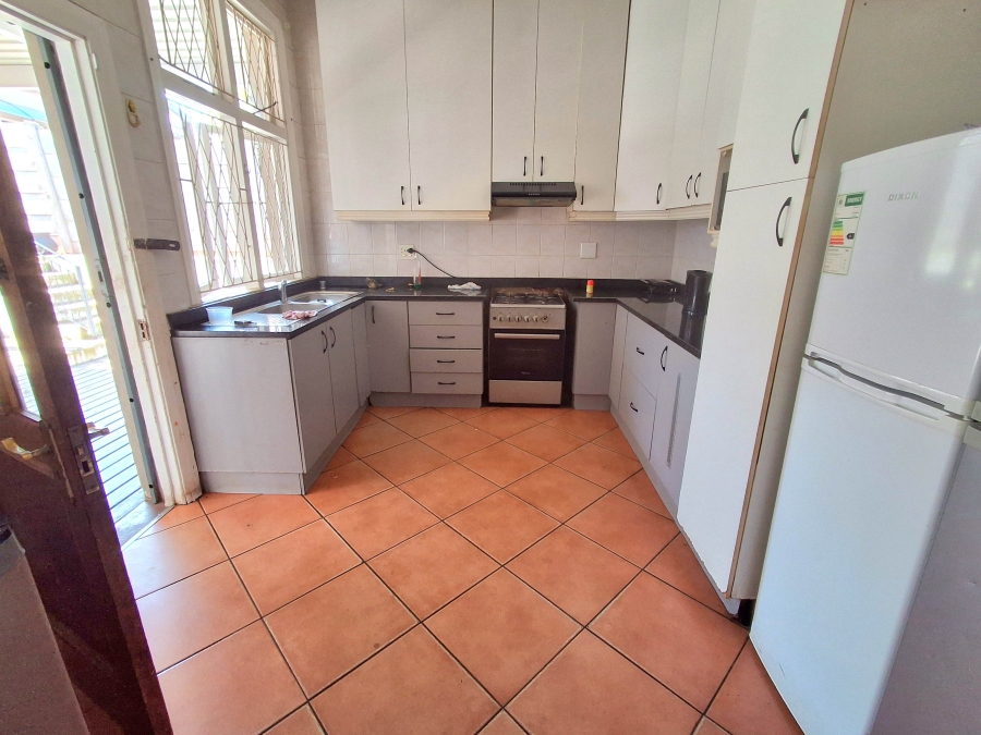 5 Bedroom Property for Sale in Glenwood KwaZulu-Natal