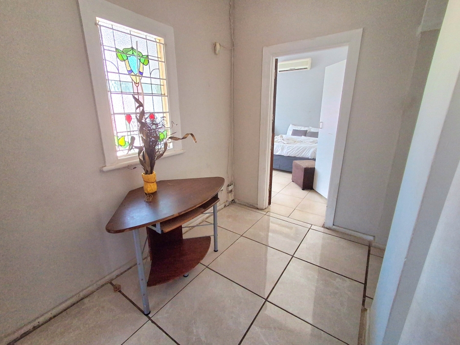 5 Bedroom Property for Sale in Glenwood KwaZulu-Natal