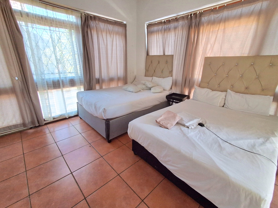 5 Bedroom Property for Sale in Glenwood KwaZulu-Natal
