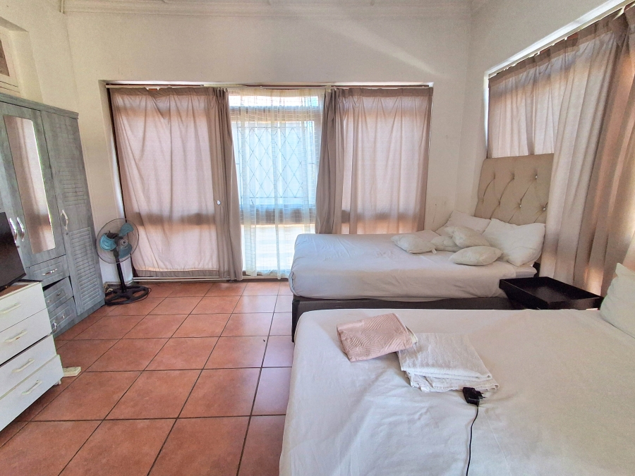 5 Bedroom Property for Sale in Glenwood KwaZulu-Natal