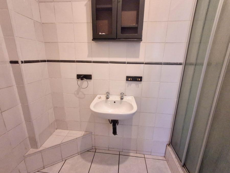 5 Bedroom Property for Sale in Glenwood KwaZulu-Natal