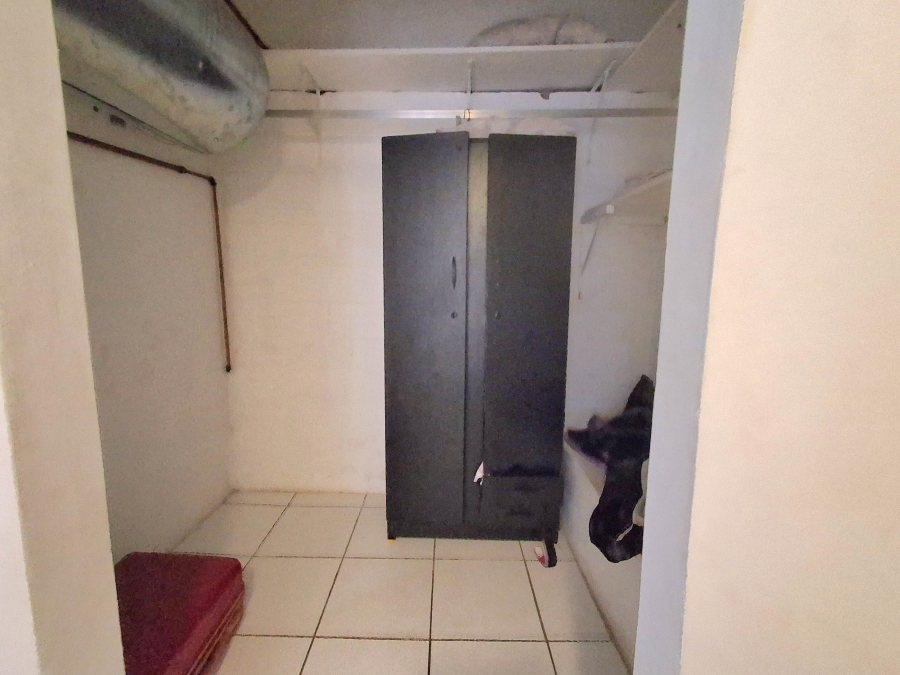 5 Bedroom Property for Sale in Glenwood KwaZulu-Natal