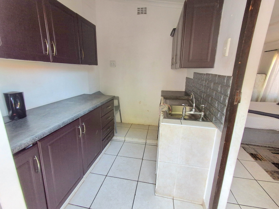 5 Bedroom Property for Sale in Glenwood KwaZulu-Natal