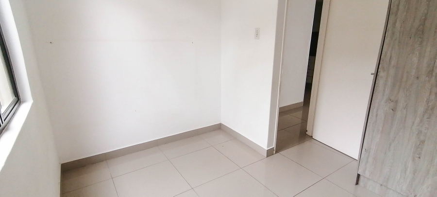 To Let 3 Bedroom Property for Rent in La Mercy KwaZulu-Natal
