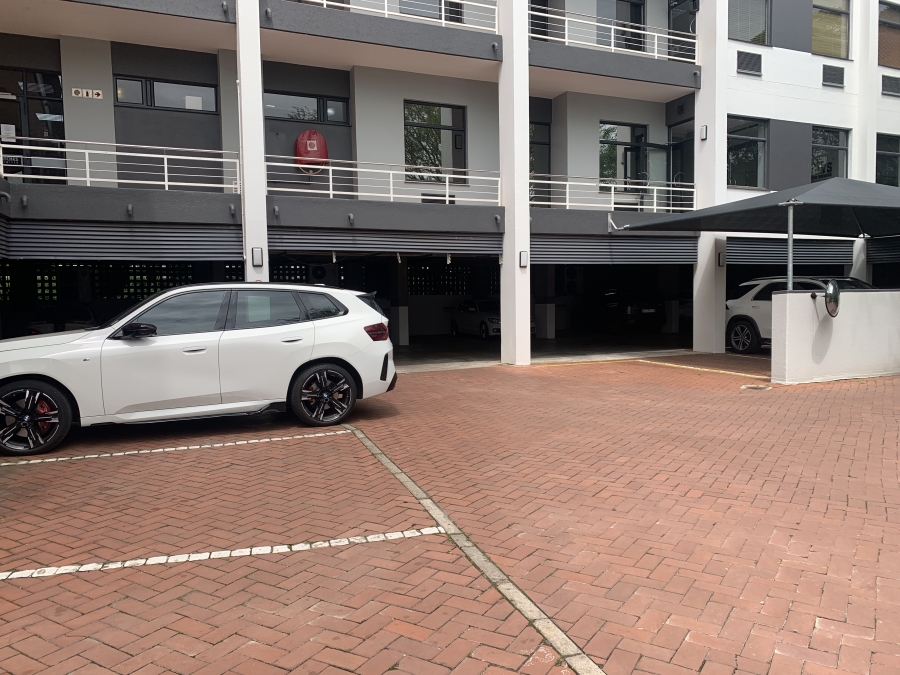 To Let Commercial Property for Rent in La Lucia Ridge KwaZulu-Natal