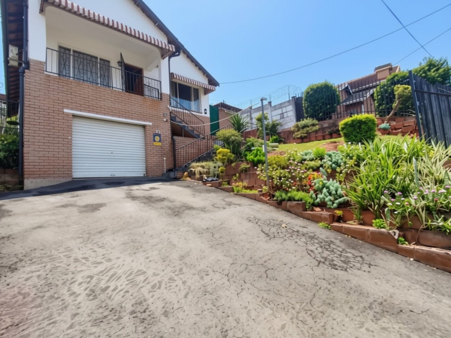 3 Bedroom Property for Sale in Raisethorpe KwaZulu-Natal