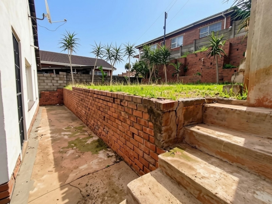 3 Bedroom Property for Sale in Raisethorpe KwaZulu-Natal