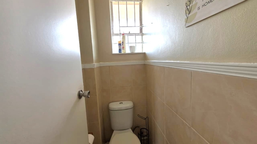 To Let 1 Bedroom Property for Rent in Glenwood KwaZulu-Natal