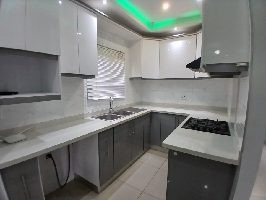 To Let 3 Bedroom Property for Rent in Northdene KwaZulu-Natal