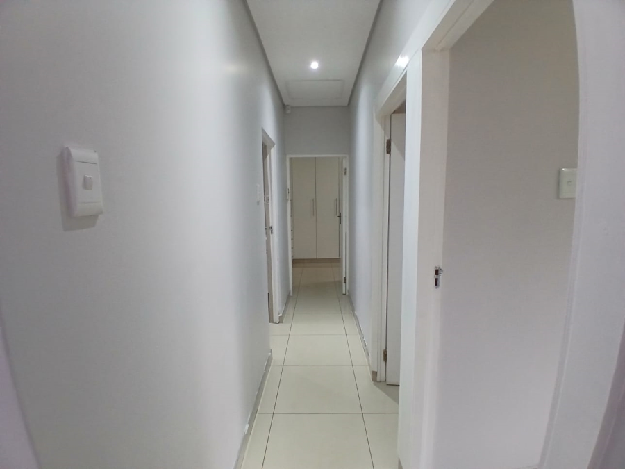 To Let 3 Bedroom Property for Rent in Northdene KwaZulu-Natal
