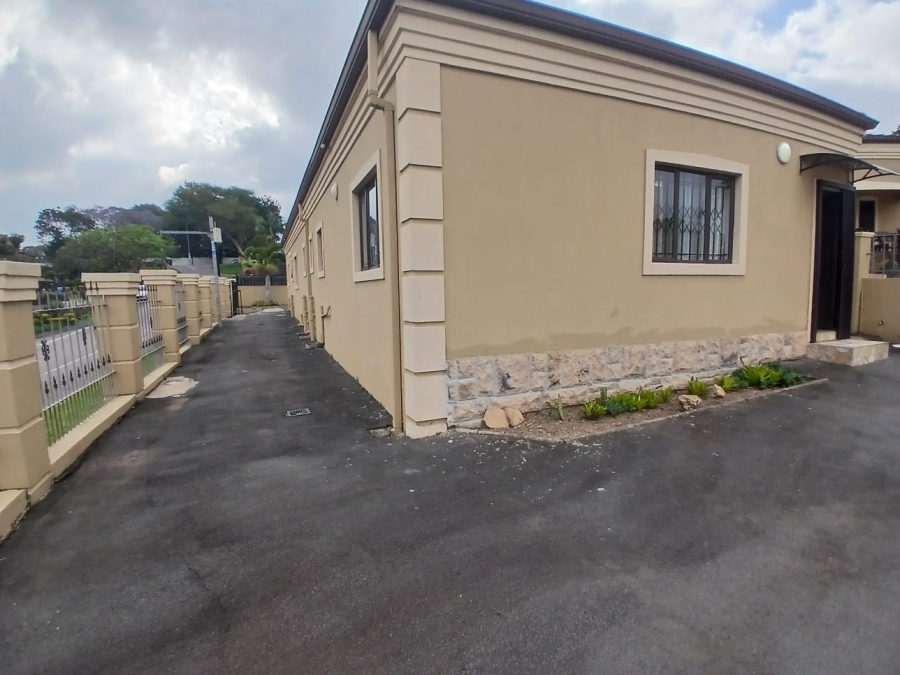 To Let 3 Bedroom Property for Rent in Northdene KwaZulu-Natal