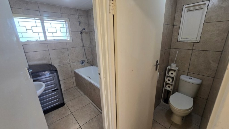 3 Bedroom Property for Sale in Pinetown KwaZulu-Natal