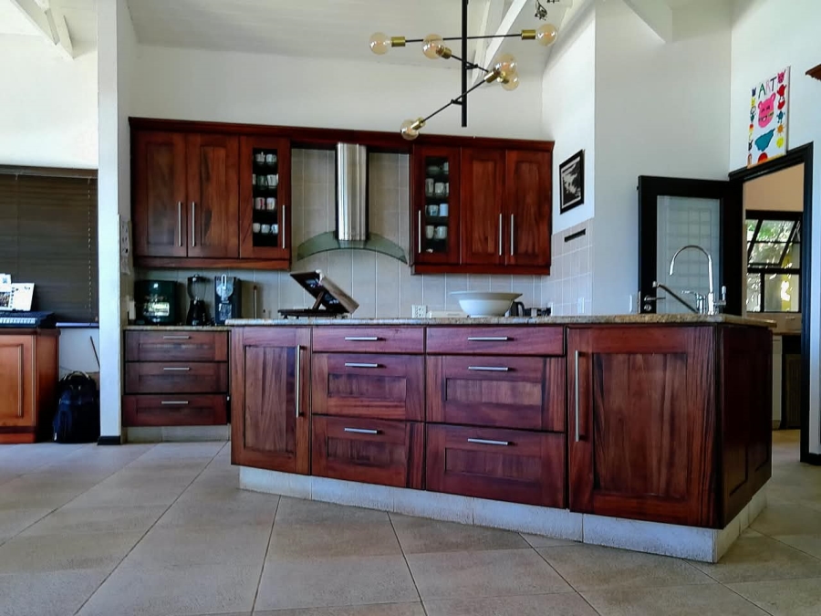 4 Bedroom Property for Sale in Prince
