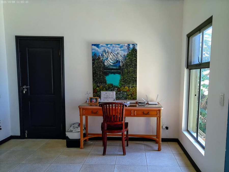 4 Bedroom Property for Sale in Prince