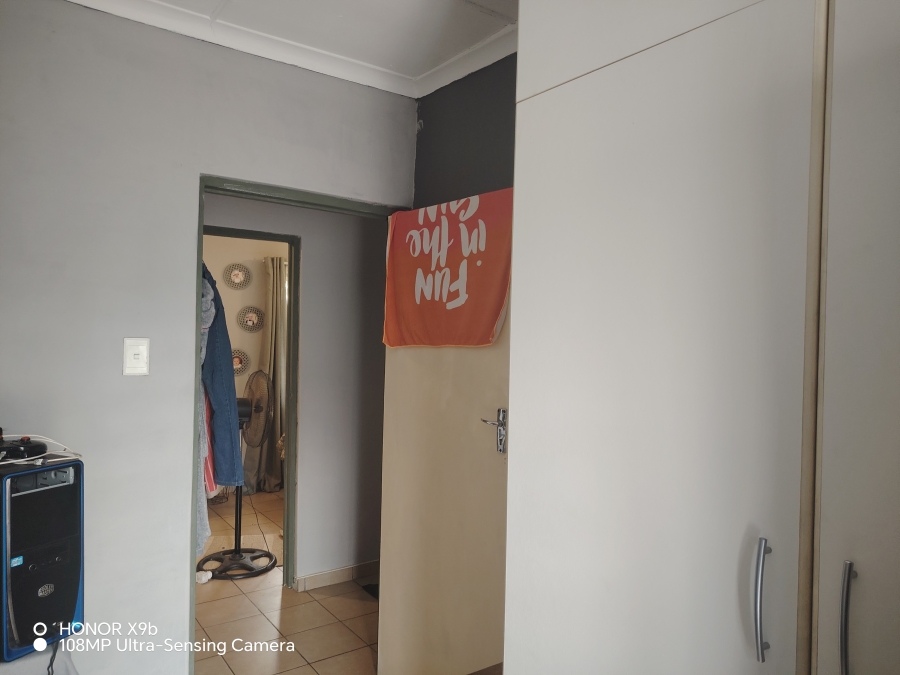 3 Bedroom Property for Sale in Astra Park KwaZulu-Natal