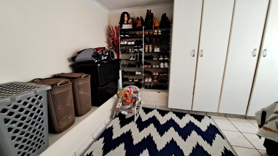 To Let 2 Bedroom Property for Rent in Glenmore KwaZulu-Natal