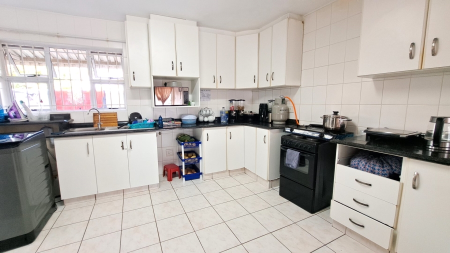 To Let 2 Bedroom Property for Rent in Glenmore KwaZulu-Natal