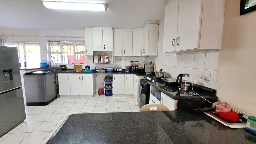 To Let 2 Bedroom Property for Rent in Glenmore KwaZulu-Natal