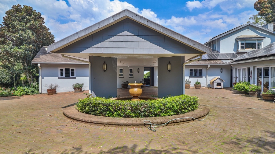 6 Bedroom Property for Sale in Berry Hill KwaZulu-Natal