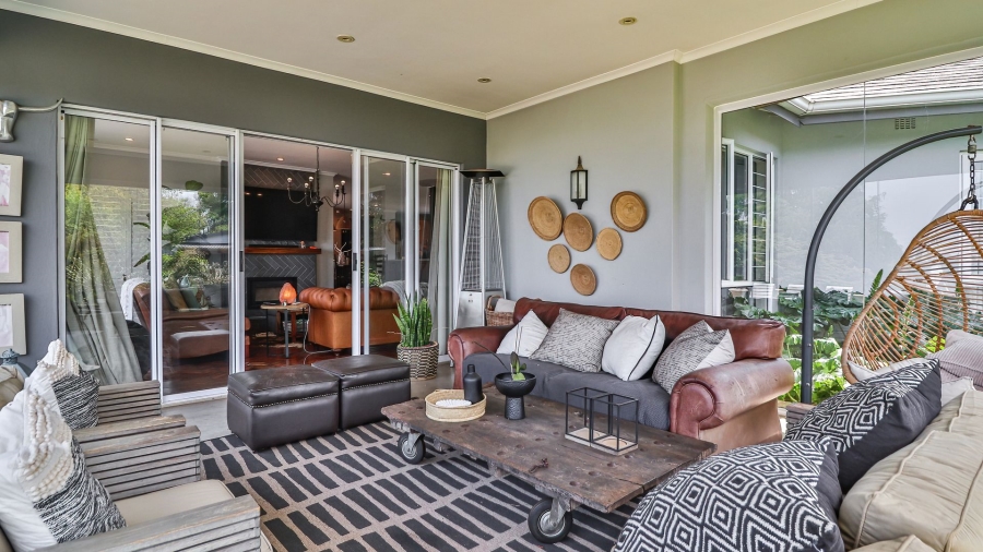 6 Bedroom Property for Sale in Berry Hill KwaZulu-Natal