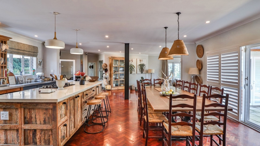 6 Bedroom Property for Sale in Berry Hill KwaZulu-Natal