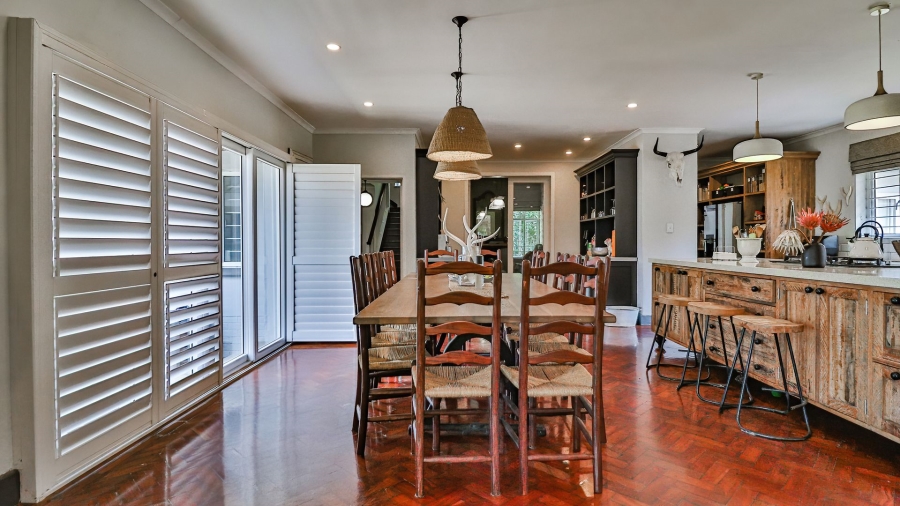 6 Bedroom Property for Sale in Berry Hill KwaZulu-Natal