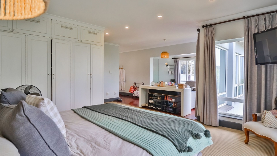 6 Bedroom Property for Sale in Berry Hill KwaZulu-Natal
