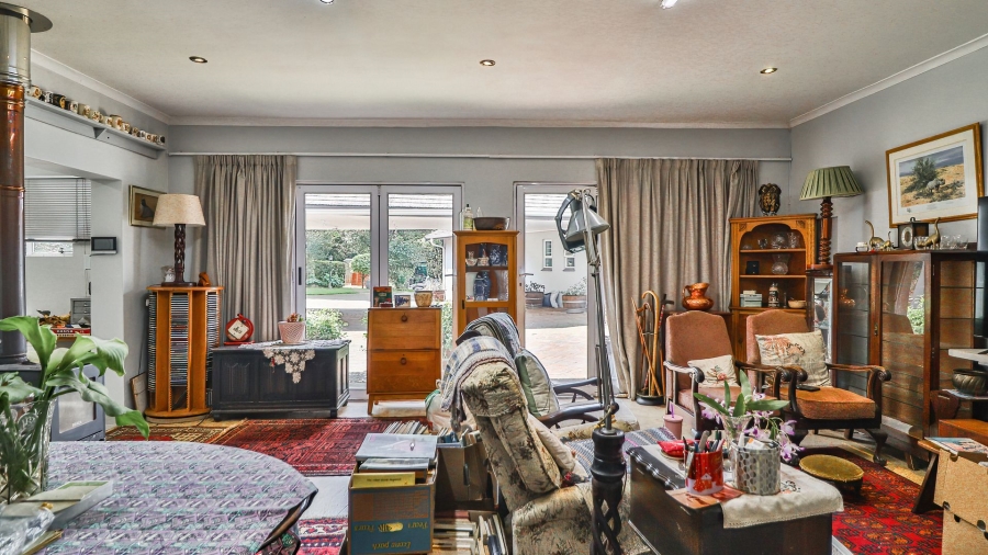 6 Bedroom Property for Sale in Berry Hill KwaZulu-Natal