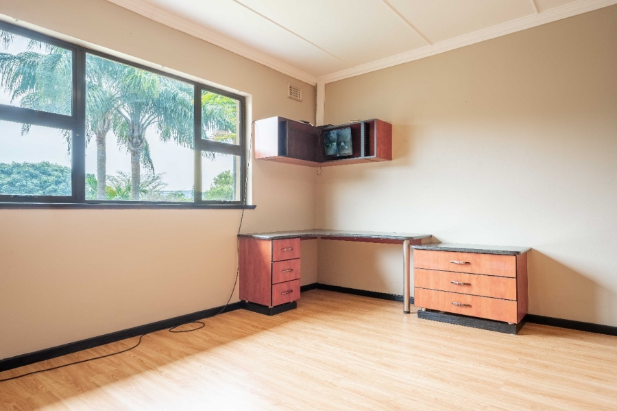 To Let 5 Bedroom Property for Rent in Amanzimtoti KwaZulu-Natal
