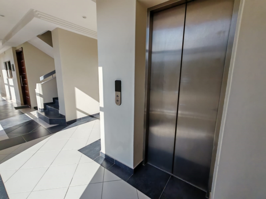 To Let 4 Bedroom Property for Rent in Umhlanga KwaZulu-Natal