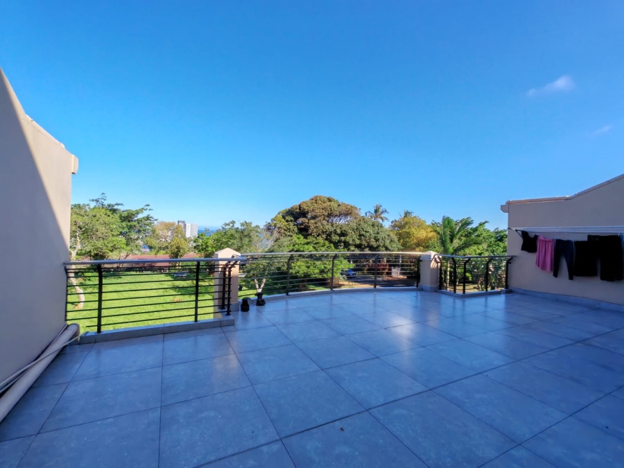 To Let 4 Bedroom Property for Rent in Umhlanga KwaZulu-Natal