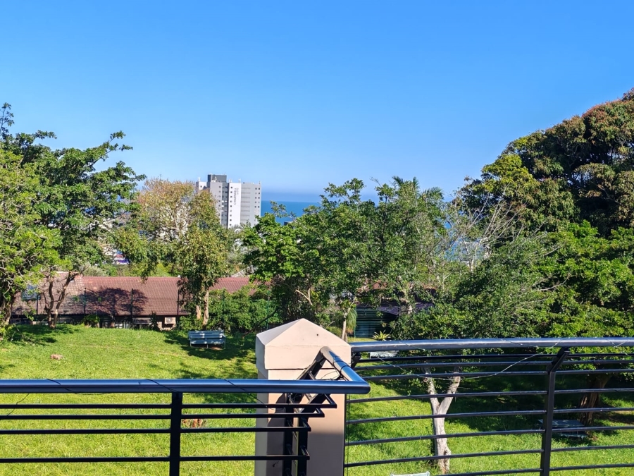 To Let 4 Bedroom Property for Rent in Umhlanga KwaZulu-Natal