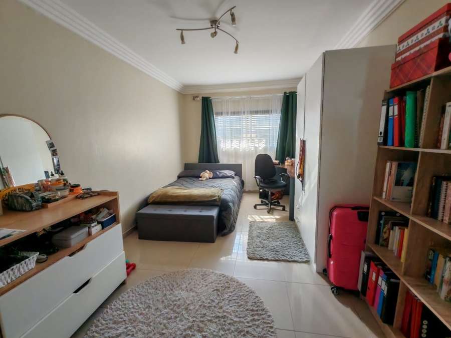 To Let 4 Bedroom Property for Rent in Umhlanga KwaZulu-Natal