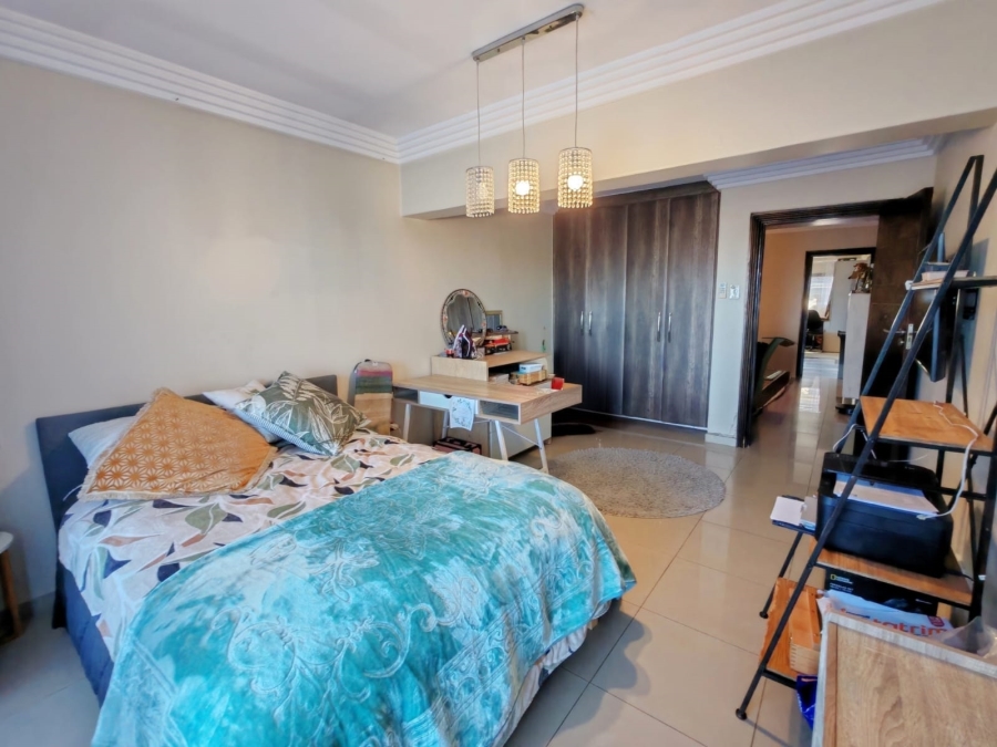To Let 4 Bedroom Property for Rent in Umhlanga KwaZulu-Natal