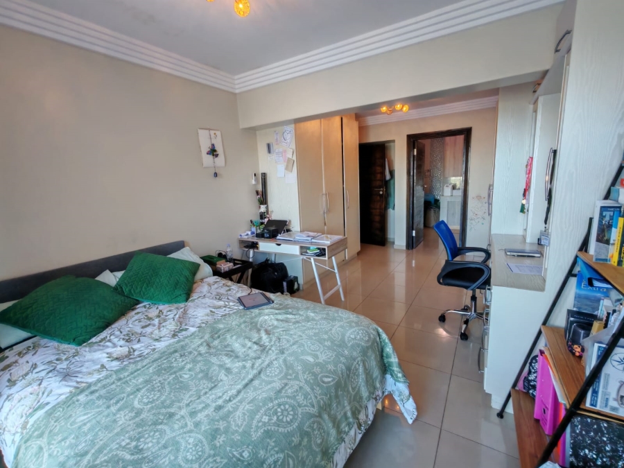To Let 4 Bedroom Property for Rent in Umhlanga KwaZulu-Natal