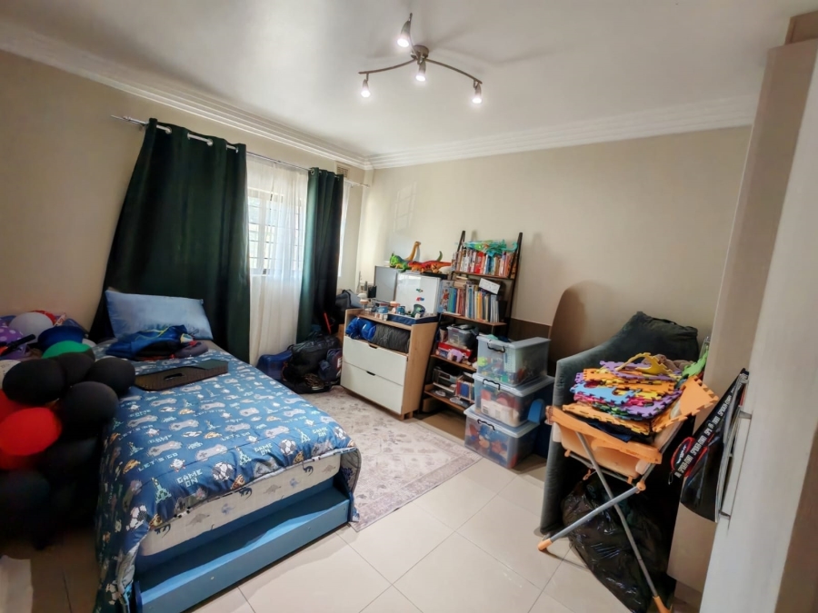 To Let 4 Bedroom Property for Rent in Umhlanga KwaZulu-Natal