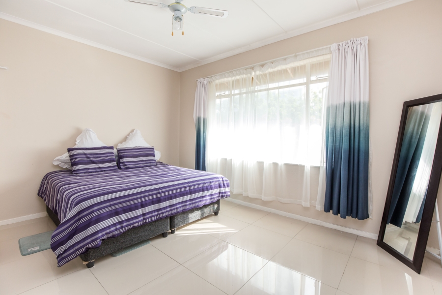 To Let 2 Bedroom Property for Rent in Essenwood KwaZulu-Natal