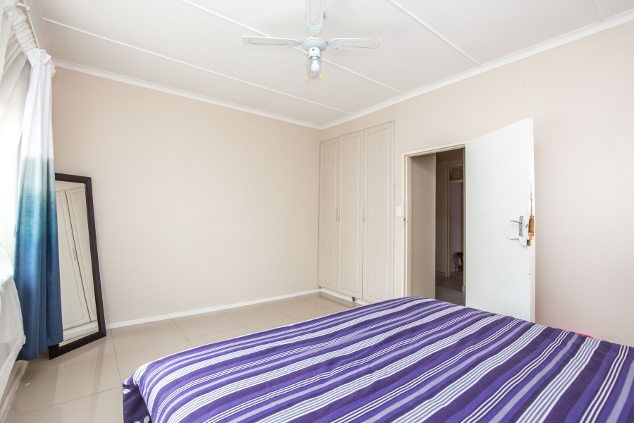 To Let 2 Bedroom Property for Rent in Essenwood KwaZulu-Natal