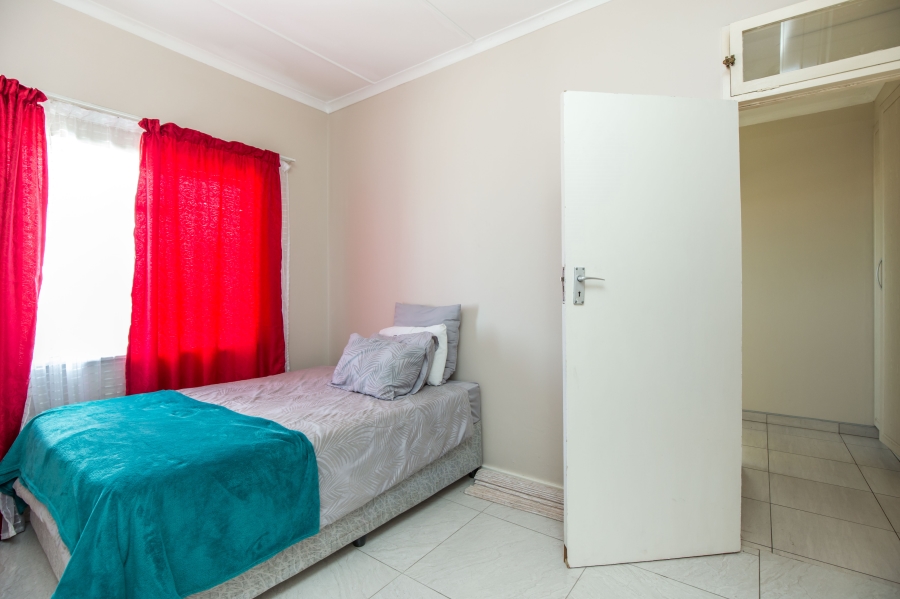 To Let 2 Bedroom Property for Rent in Essenwood KwaZulu-Natal