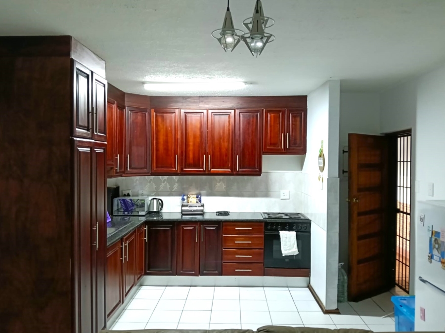 To Let 2 Bedroom Property for Rent in Arboretum KwaZulu-Natal