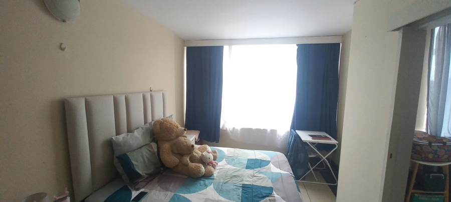 1 Bedroom Property for Sale in Essenwood KwaZulu-Natal